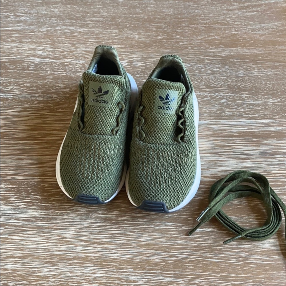 Little Kids Adidas Like New!!